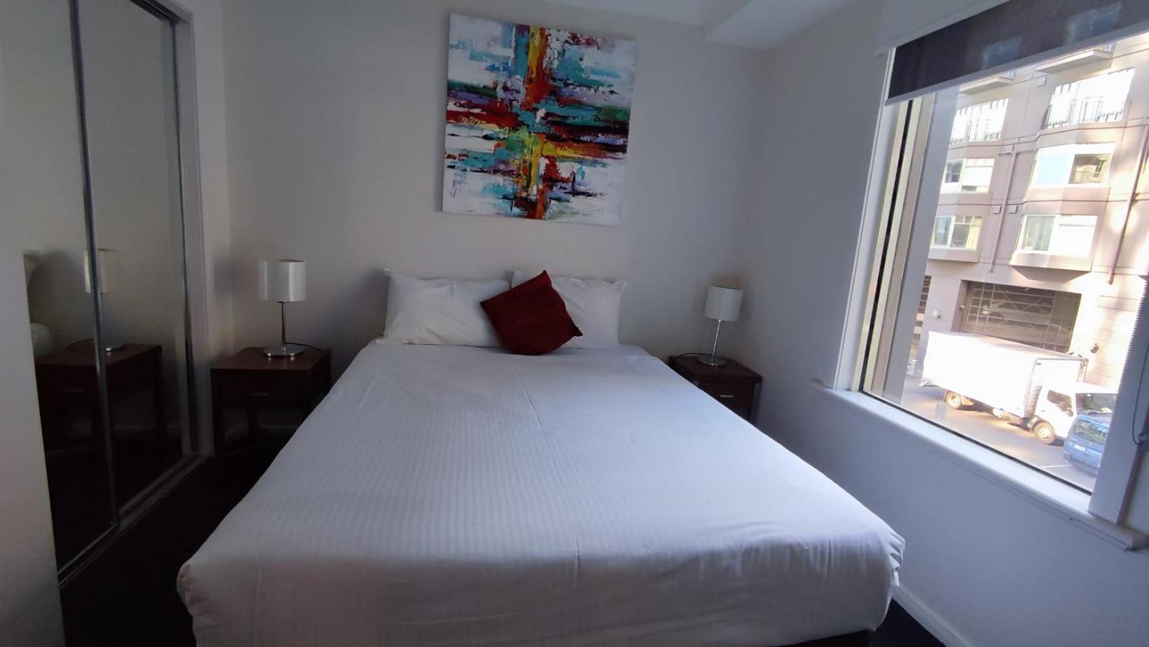 South Yarra Central Apartment Hotel Мелбърн Екстериор снимка