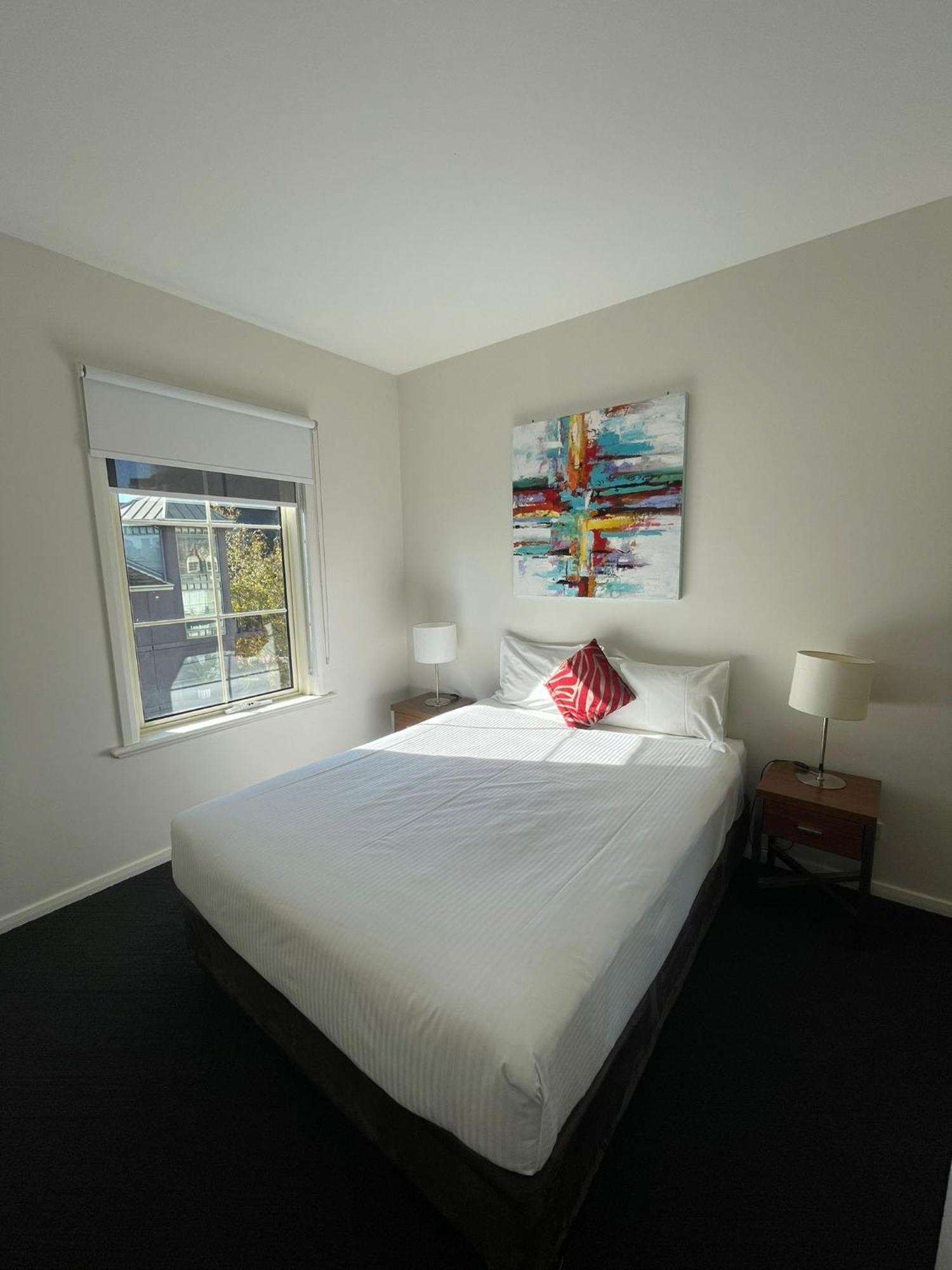 South Yarra Central Apartment Hotel Мелбърн Екстериор снимка