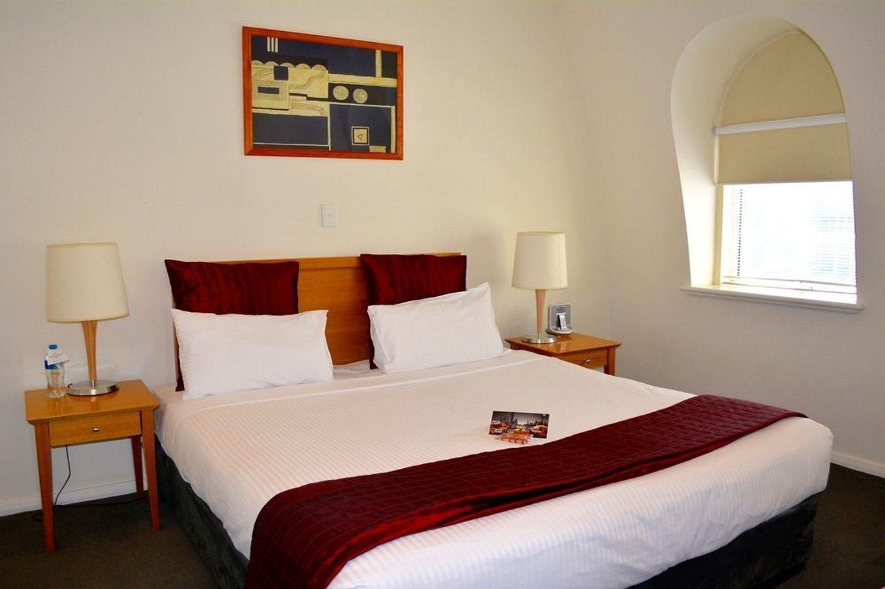 South Yarra Central Apartment Hotel Мелбърн Екстериор снимка