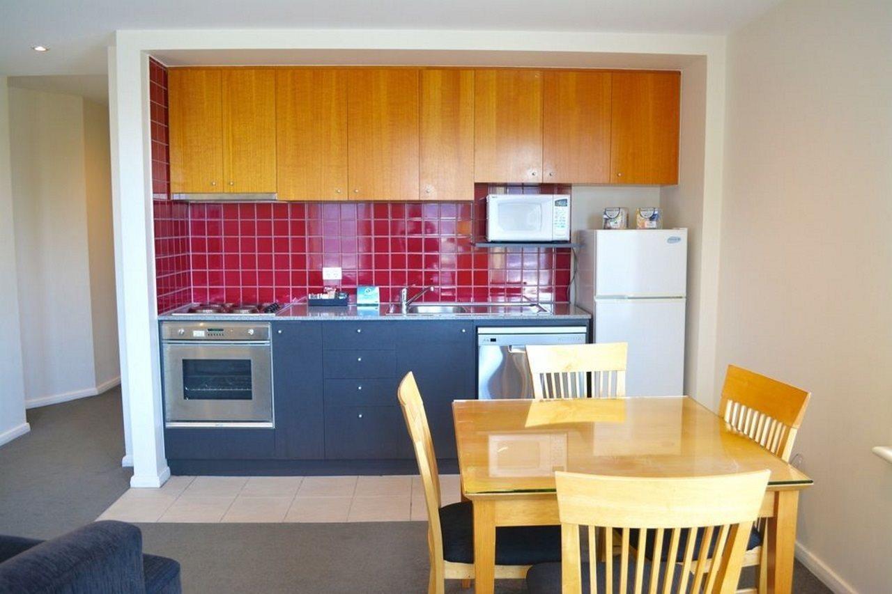 South Yarra Central Apartment Hotel Мелбърн Екстериор снимка