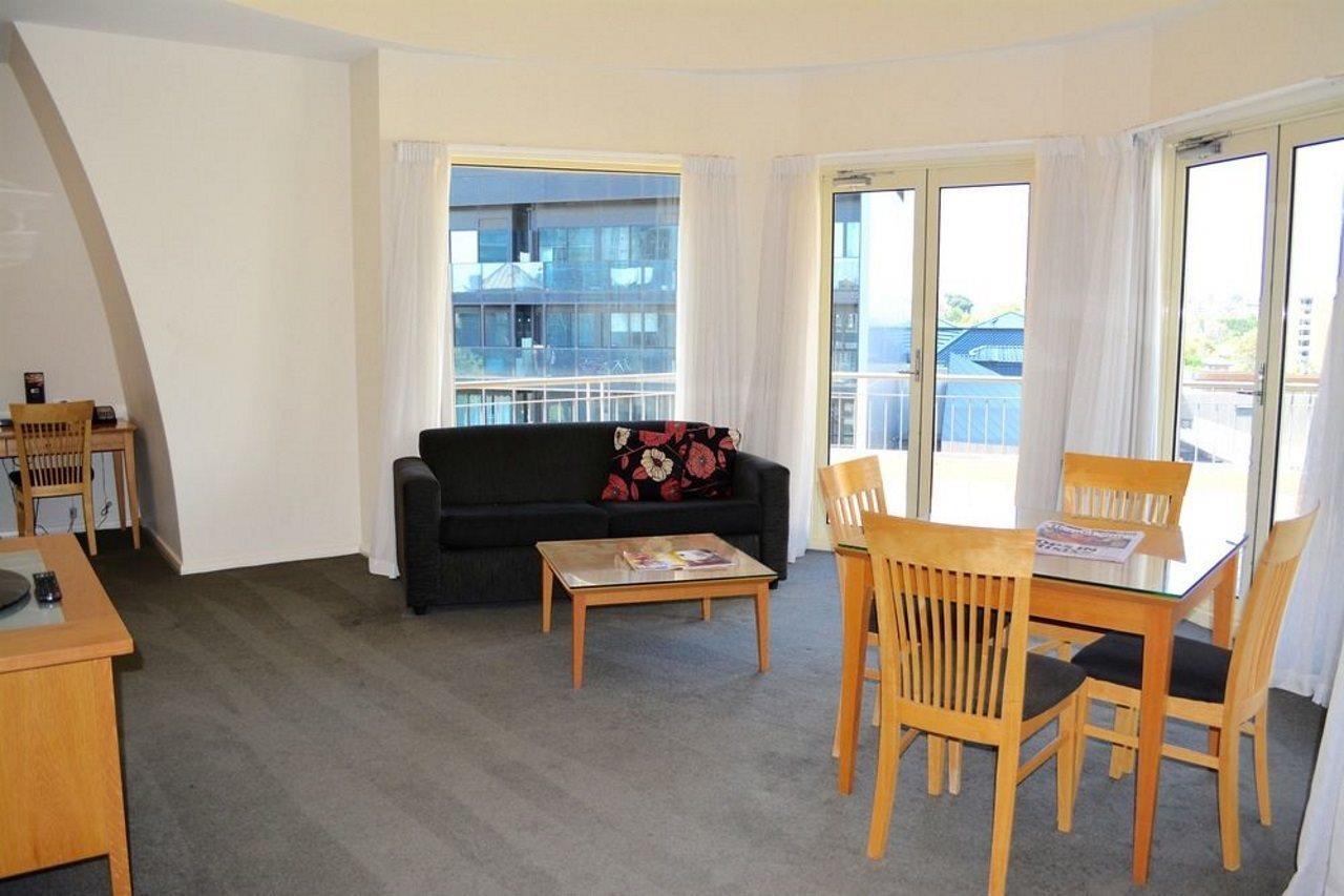 South Yarra Central Apartment Hotel Мелбърн Екстериор снимка