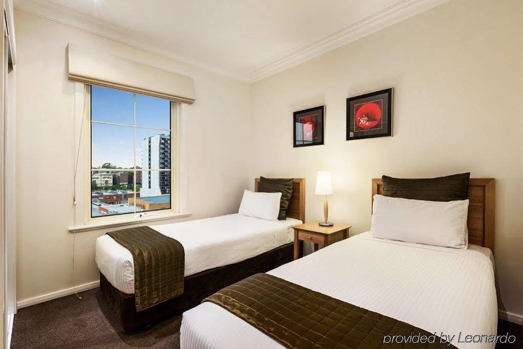 South Yarra Central Apartment Hotel Мелбърн Екстериор снимка