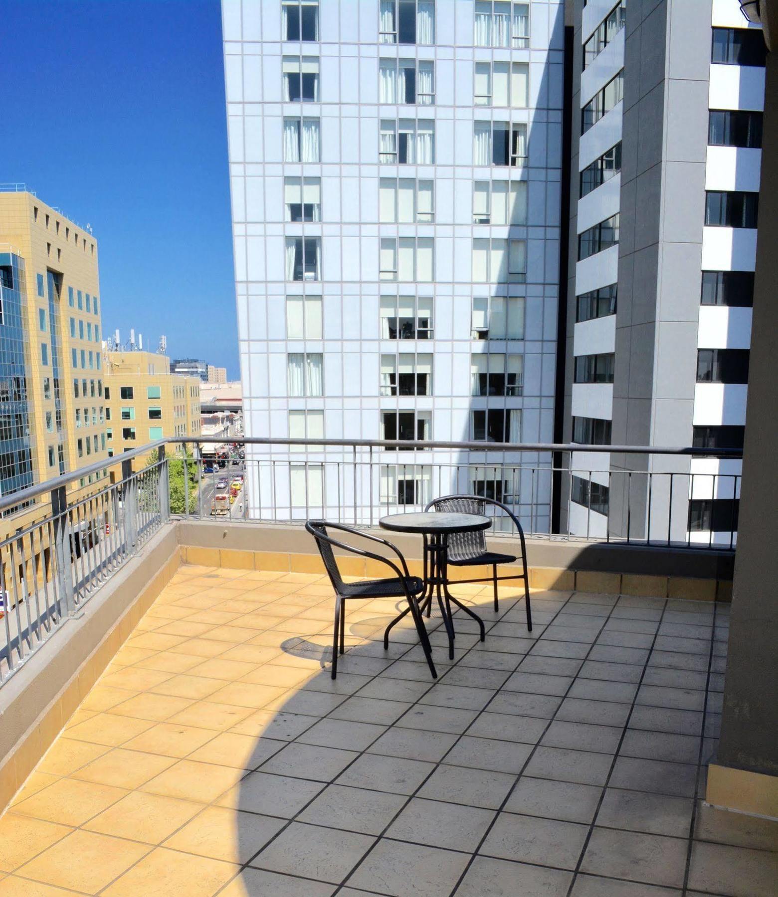 South Yarra Central Apartment Hotel Мелбърн Екстериор снимка